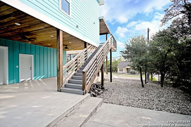 Listing photo id 3 for 143 Mountainview