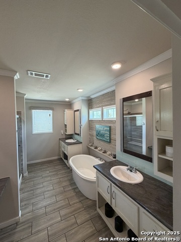 Image 5 of 10 For 474 Peach