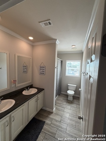 Image 8 of 10 For 474 Peach