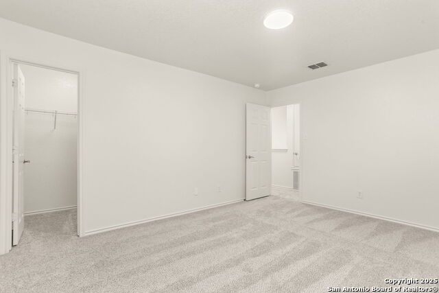Listing photo id 21 for 403 Butternut Boulevard