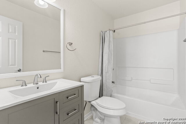 Listing photo id 22 for 403 Butternut Boulevard
