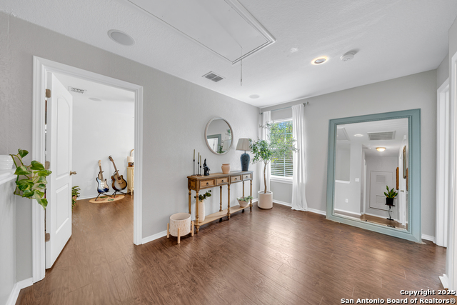 Listing photo id 12 for 10725 Gemsbuck