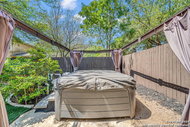 Listing photo id 29 for 10725 Gemsbuck
