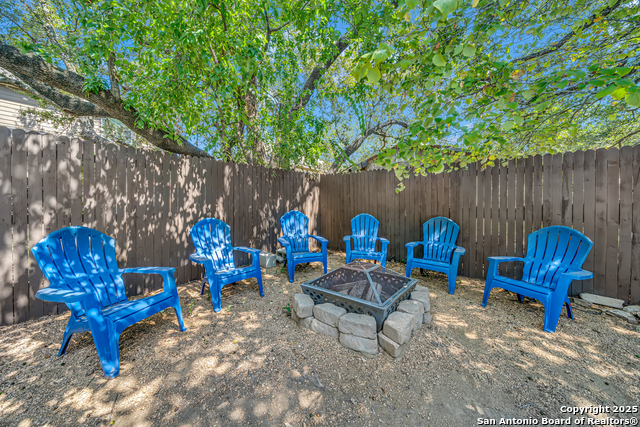 Listing photo id 31 for 10725 Gemsbuck