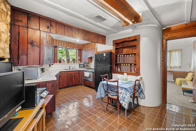 Image 11 of 36 For 530 Corona  