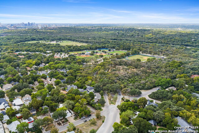 Image 30 of 36 For 530 Corona  