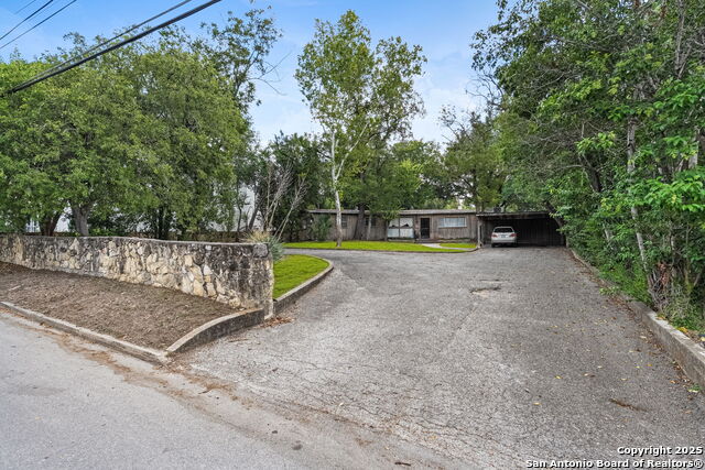 Image 4 of 36 For 530 Corona  