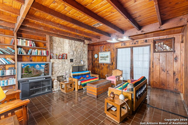 Image 7 of 36 For 530 Corona  