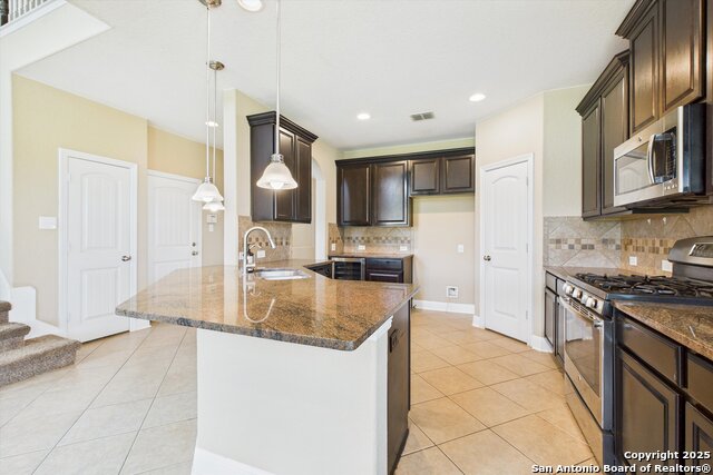 Listing photo id 8 for 26435 Cedro  