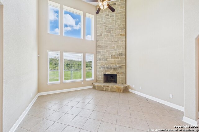 Listing photo id 12 for 26435 Cedro  