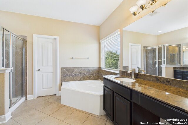 Listing photo id 21 for 26435 Cedro  