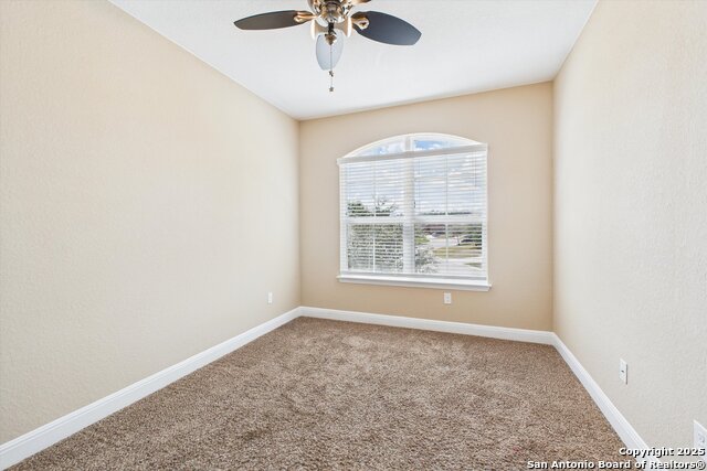 Listing photo id 29 for 26435 Cedro  