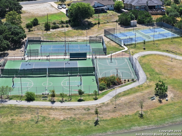 Listing photo id 44 for 26435 Cedro  