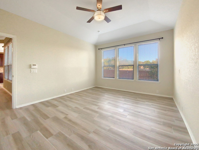 Image 11 of 25 For 1026 Chase Creek