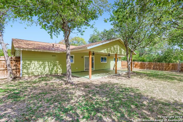 Image 28 of 29 For 122 Sandy Oaks St