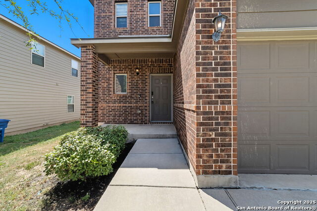 Listing photo id 1 for 8303 Puente  