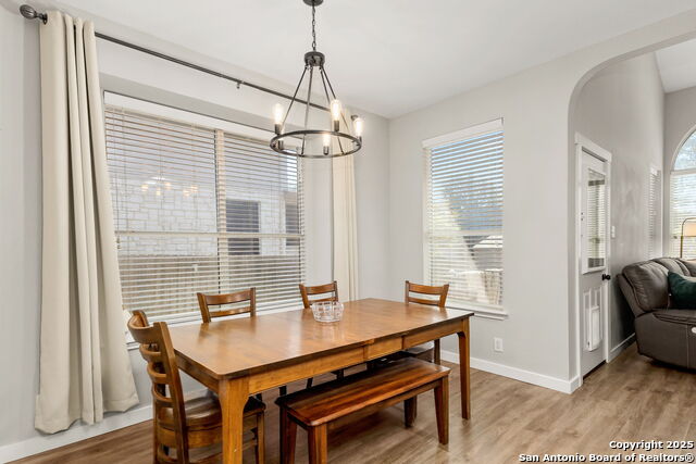 Image 12 of 27 For 321 Alders Gate