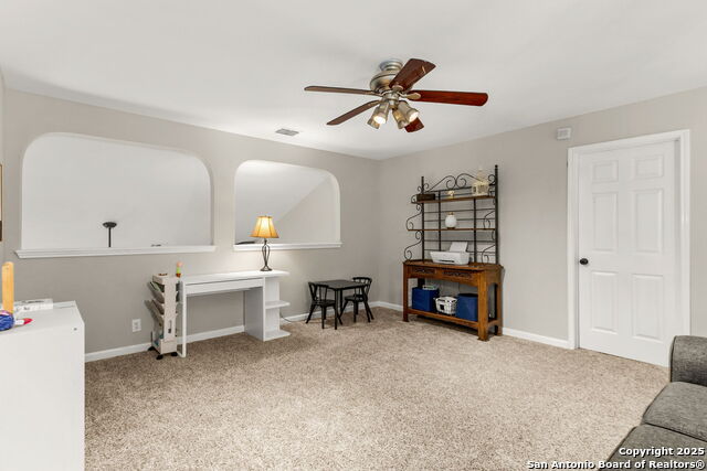 Image 20 of 27 For 321 Alders Gate