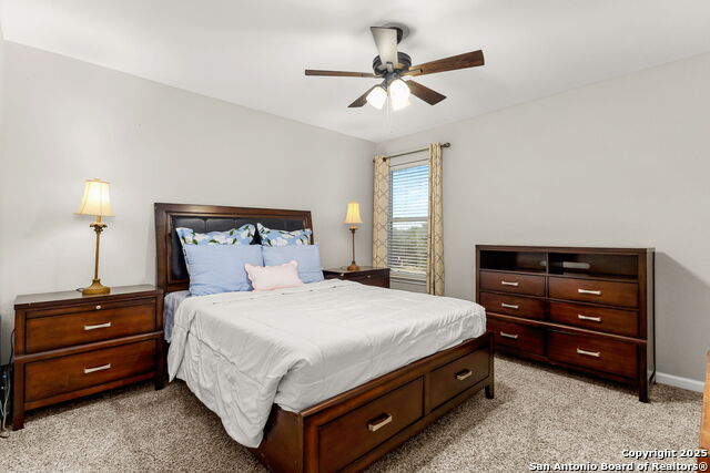 Image 22 of 27 For 321 Alders Gate