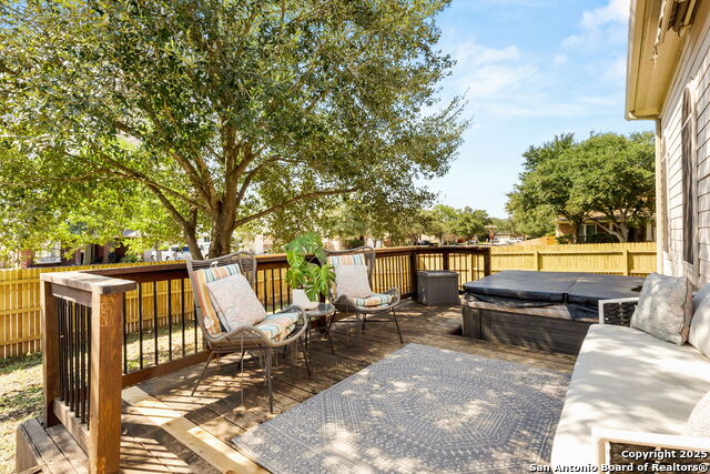 Image 23 of 27 For 321 Alders Gate