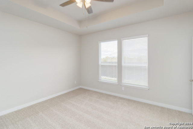 Listing photo id 26 for 435 Cross Barn Blvd