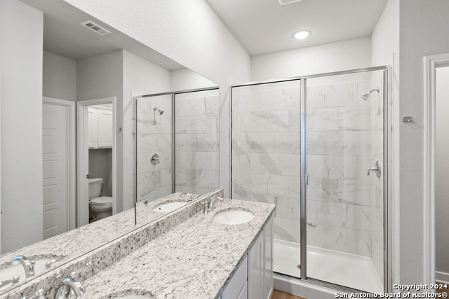 Listing photo id 18 for 418 Cross Barn Blvd