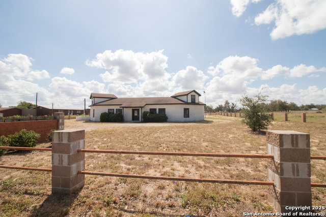 Image 28 of 30 For 272 Cr 341