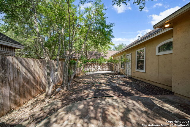 Image 23 of 25 For 2606 Fairwood