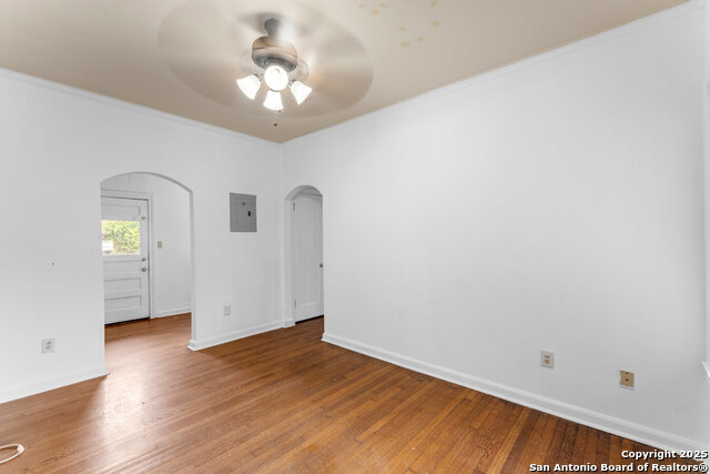 Image 4 of 15 For 343 Summit W