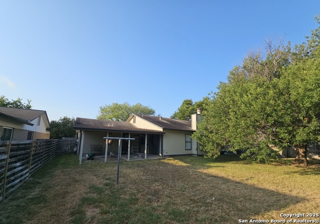 Image 16 of 18 For 5303 Walnut Vista Dr