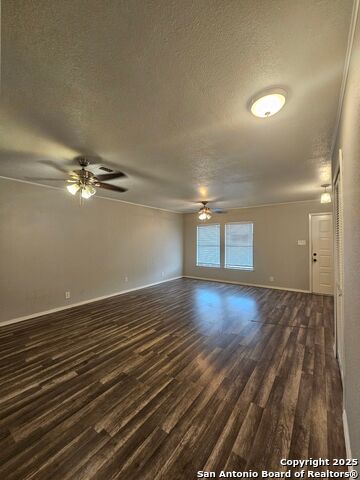 Image 3 of 18 For 5303 Walnut Vista Dr