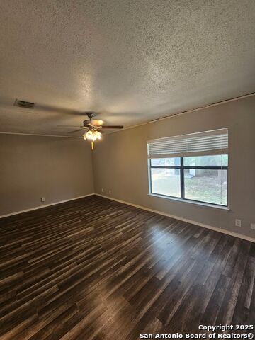 Image 8 of 18 For 5303 Walnut Vista Dr