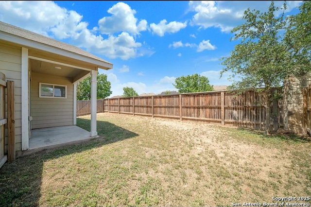 Listing photo id 12 for 9703 Woodland Pines