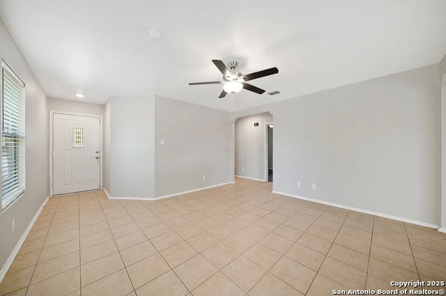 Listing photo id 2 for 9703 Woodland Pines