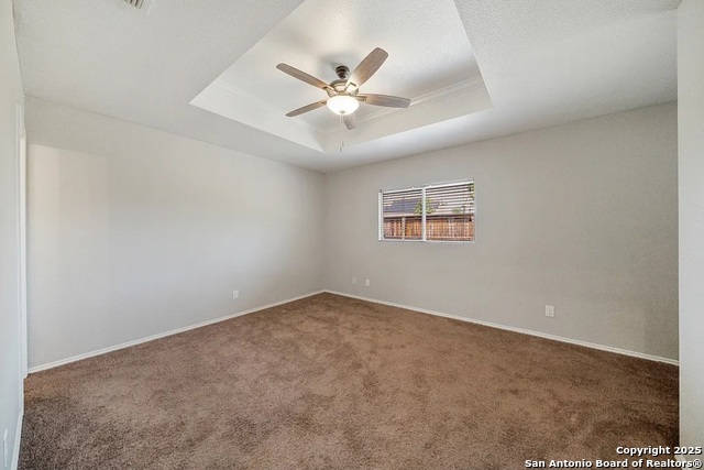 Listing photo id 5 for 9703 Woodland Pines