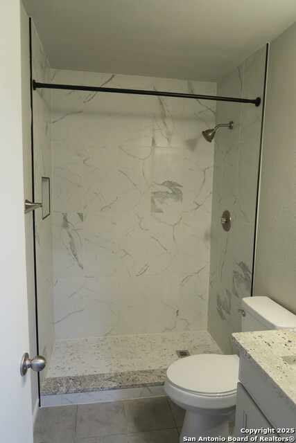 Listing photo id 12 for 1226 Billings