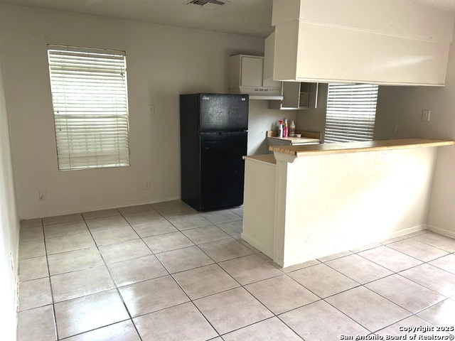 Image 2 of 9 For 3438 Gateway Dr