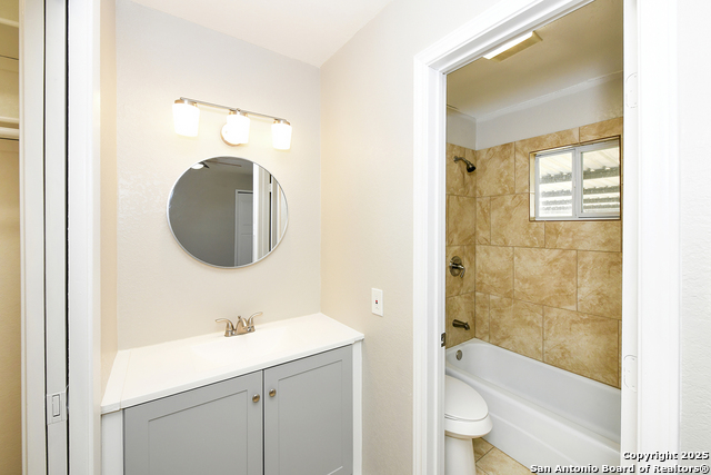 Image 10 of 20 For 6838 Blue Lake Dr