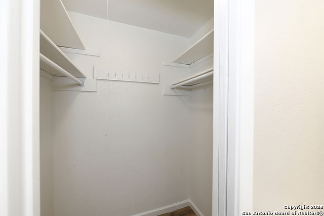 Image 11 of 20 For 6838 Blue Lake Dr