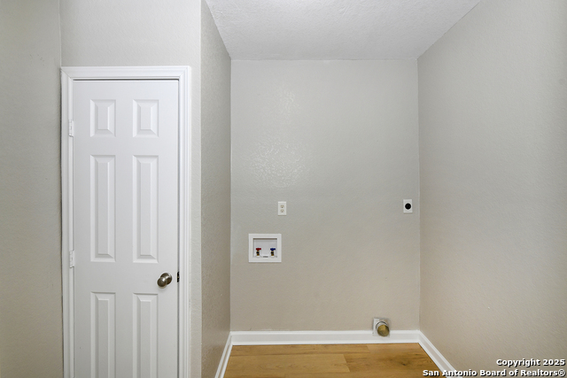 Image 14 of 20 For 6838 Blue Lake Dr