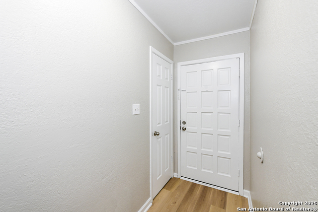 Image 3 of 20 For 6838 Blue Lake Dr