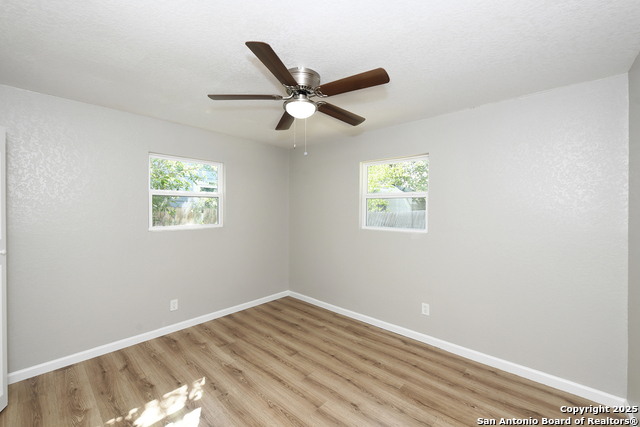 Image 6 of 20 For 6838 Blue Lake Dr