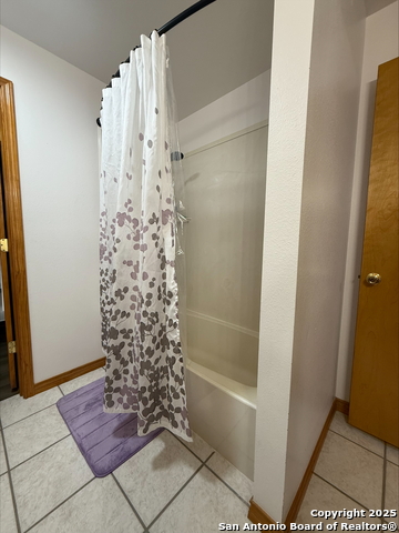 Listing photo id 8 for 1069 Hwy 72 E