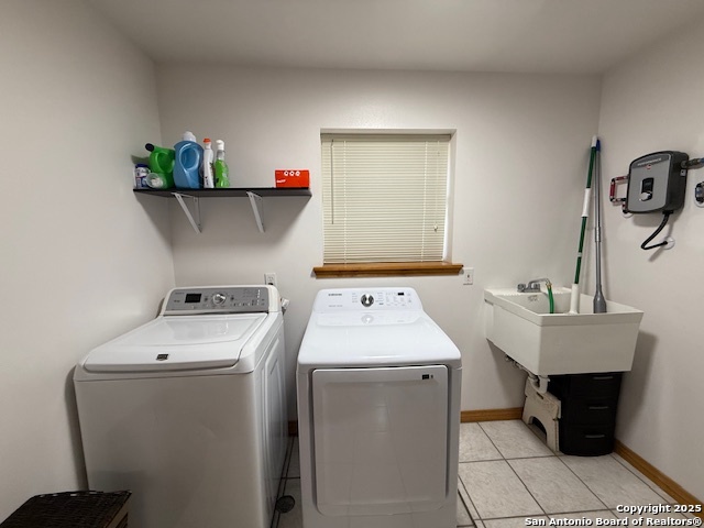 Listing photo id 13 for 1069 Hwy 72 E