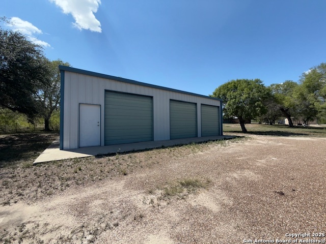 Listing photo id 19 for 1069 Hwy 72 E