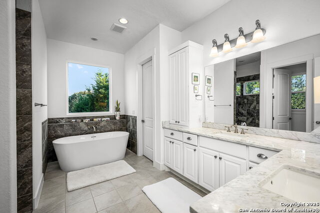 Listing photo id 20 for 365 Butternut