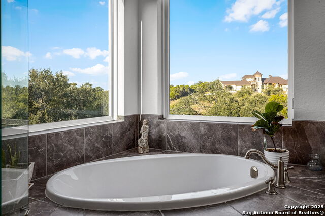 Listing photo id 27 for 365 Butternut