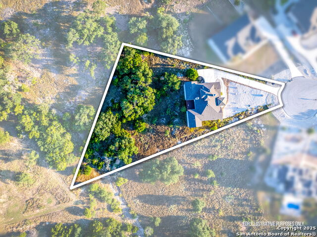 Listing photo id 32 for 365 Butternut