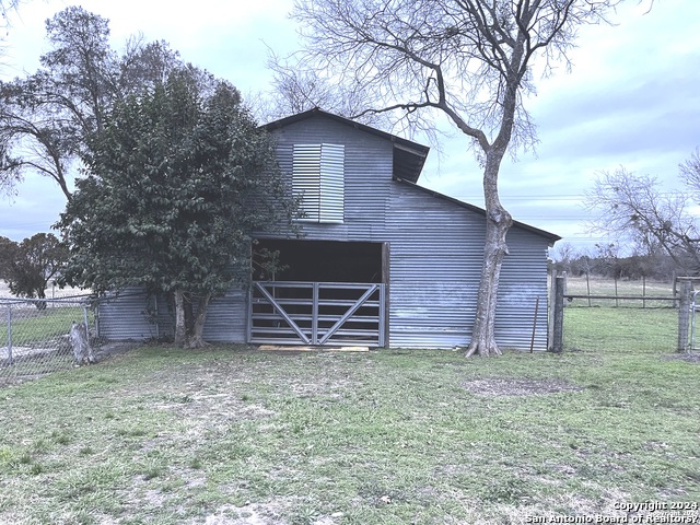 Image 17 of 27 For 5249 Green Valley