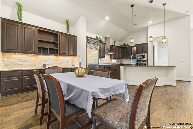 Image 14 of 32 For 12 Denbury  